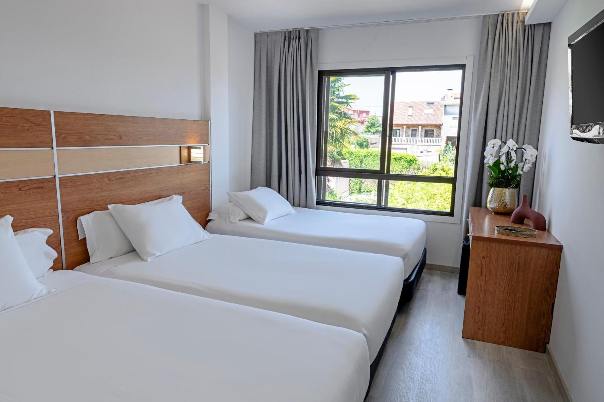 Hotel Faranda Los Tilos, Ascend Hotel Collection Teo Exterior photo